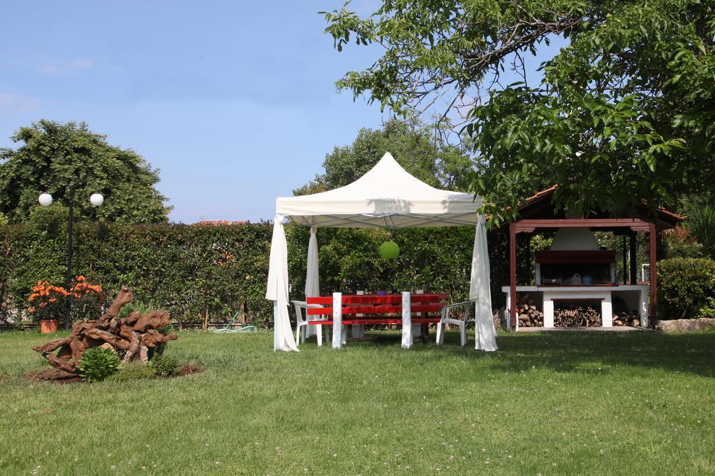 Archontiko Driani Paralia Panteleimonos Exterior foto